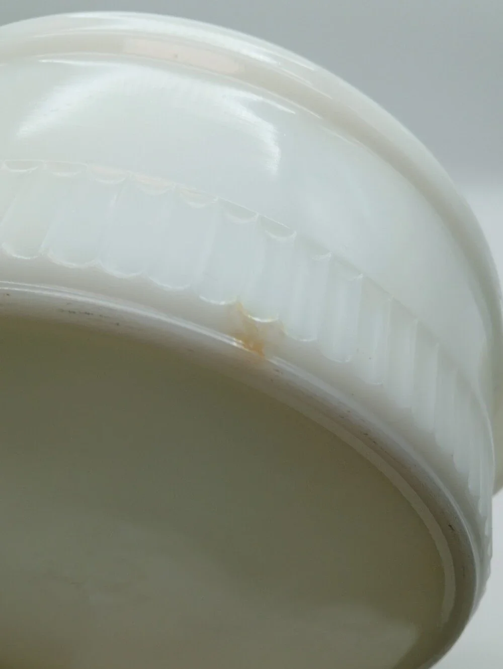 Fire-King 2-Quart White Milk Glass Round Casserole Dish
